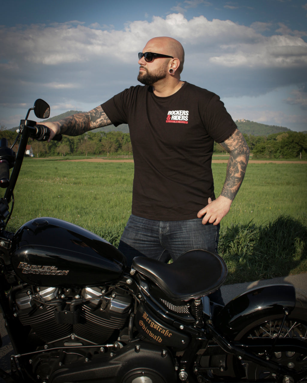 T-SHIRT - CREW