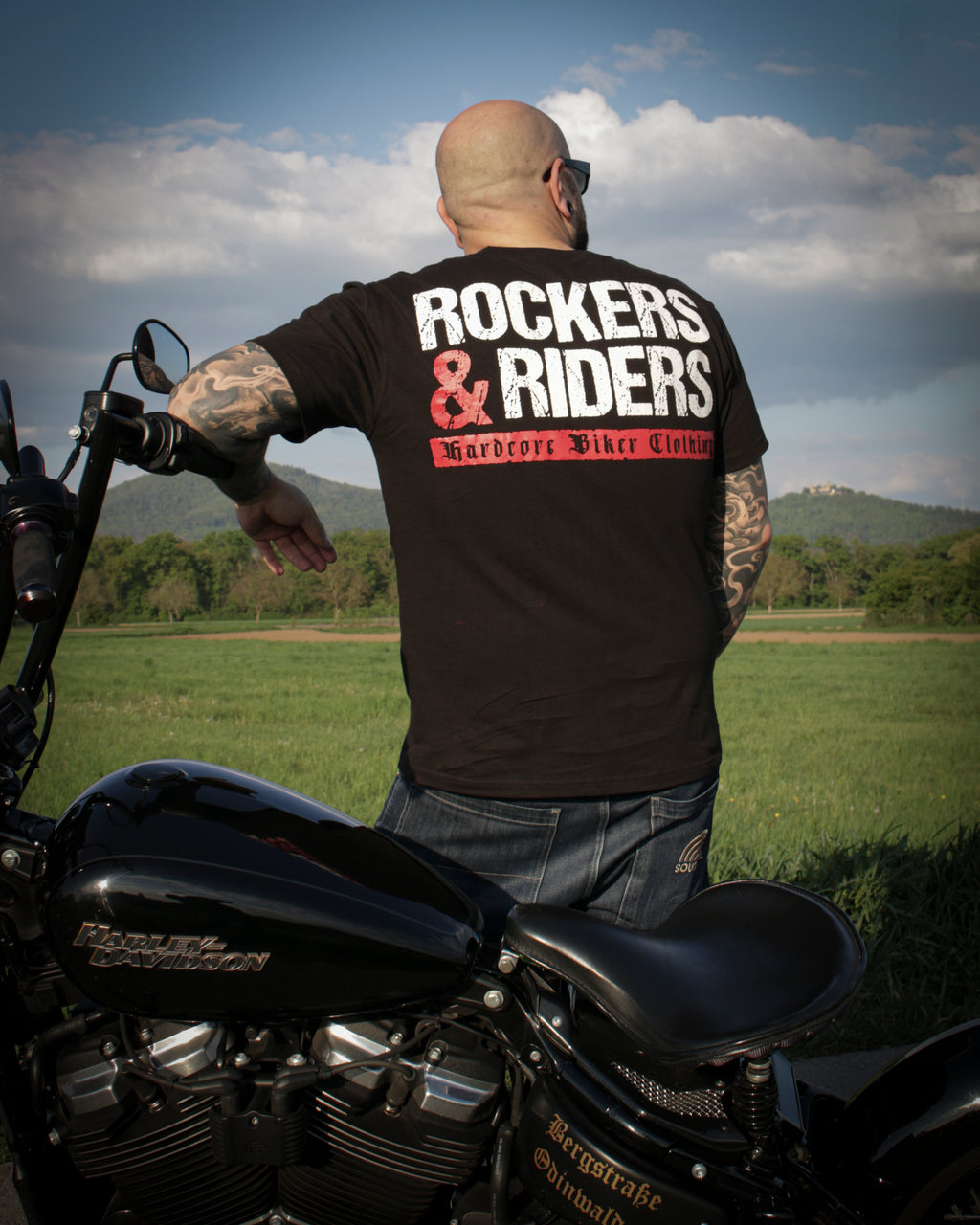 T-SHIRT - CREW