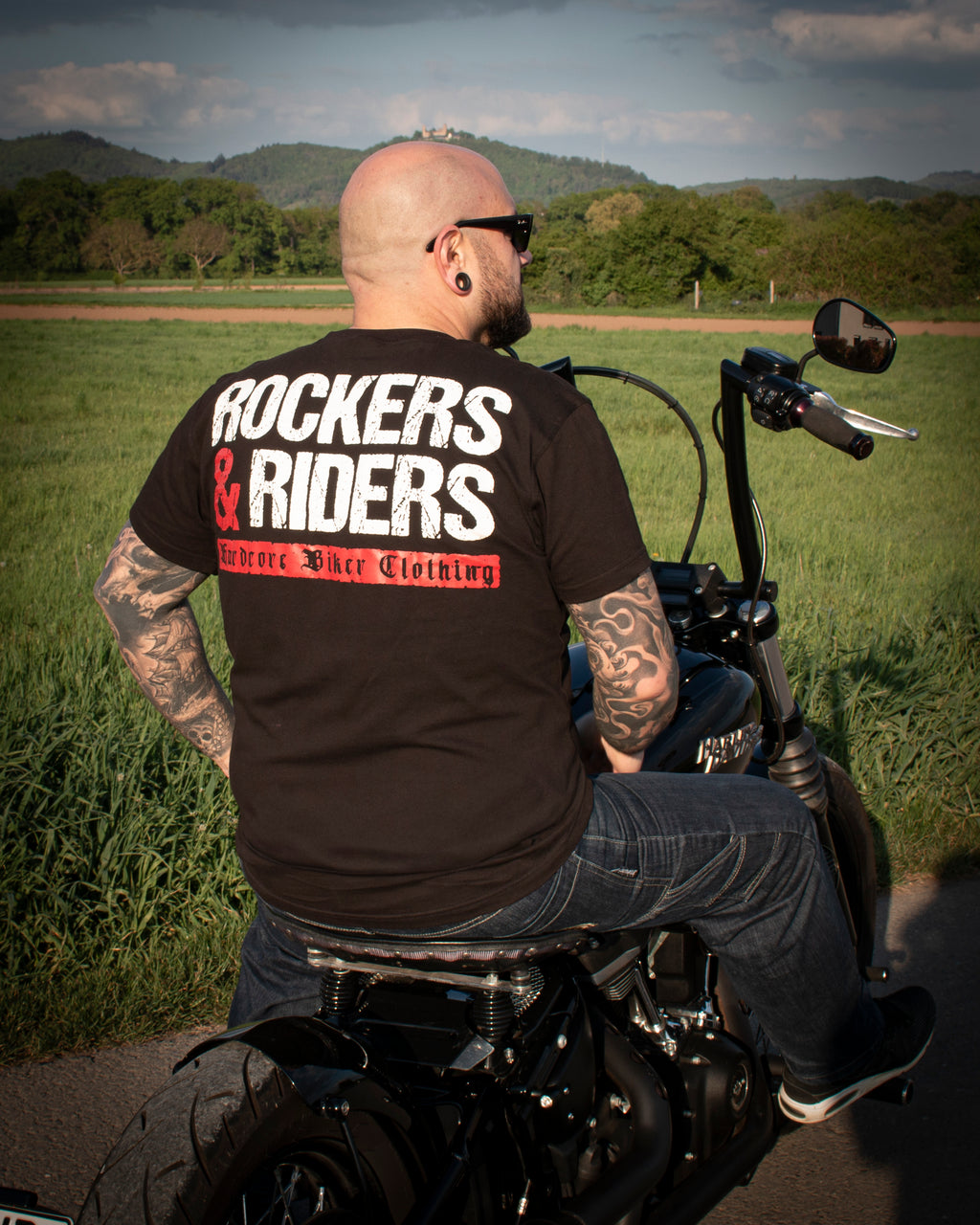 T-SHIRT - CREW